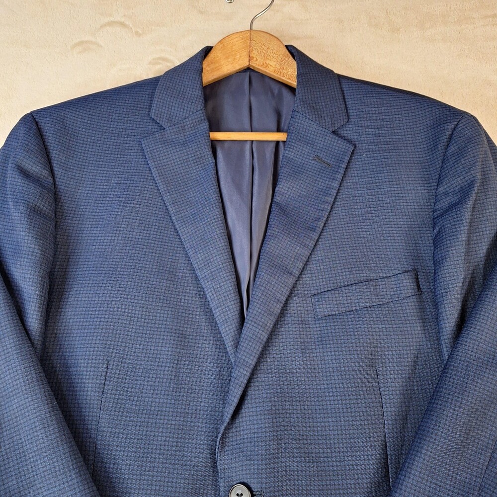 Jos A Bank Traveler Suit Jacket Mens 43R Blue Wool Check Double Vent 2 Btn